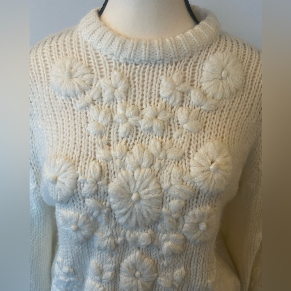 Zara Floral Embroidered Floral Embroidered Knit Sweater - Picture 4 of 14